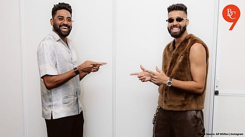 Mohammed Siraj Attends AP Dhillon’s Pune Concert, Fans Go Wild as They Reunite