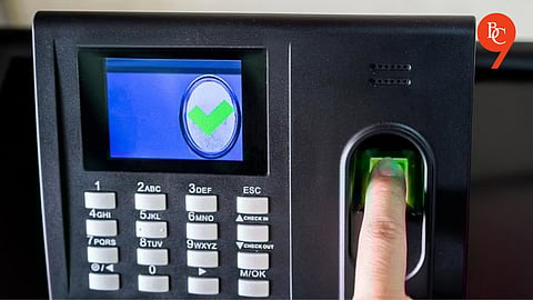 Pune Municipal Corporation Staff Give Cold Shoulder to Biometric Attendance System
