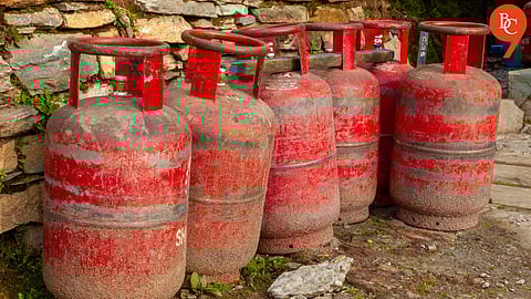 Pune Restaurants Partially Shut Due to LPG Shortage Amid Middle East Tensions