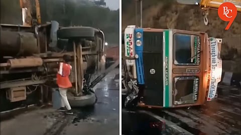 Fish Truck Accident Causes Brief Traffic Disruption on Mumbai–Pune Expressway