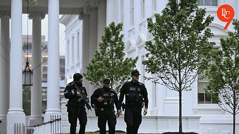 Gunman Opens Fire Outside Donald Trump’s White House, Killed by Secret Service
