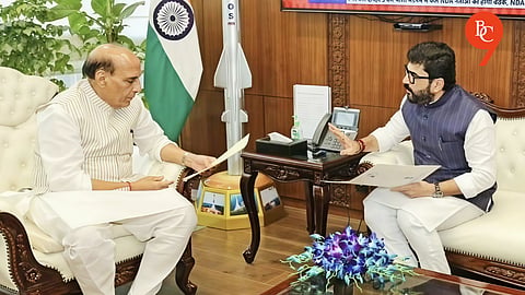 Pune Defence-Related Issues Gain Momentum After Mohol Meets Rajnath Singh