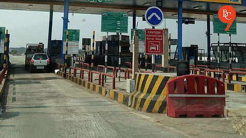 Traffic Policeman Assaulted at Khed Shivapur Toll Plaza on Pune–Satara Highway