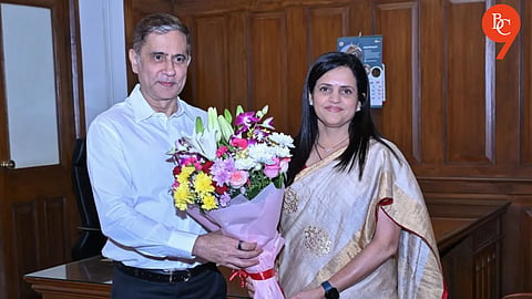 BMC Chief Ashwini Bhide Monitors Mumbai via 10,000 CCTV Cameras as Heavy Rains Lash City Under Red Alert