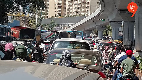 Pune Mayor Orders Comprehensive Sinhagad Road Traffic Improvement Plan Within 15 Days