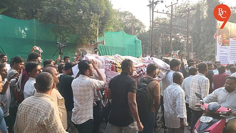 Pune: MPSC Students Hold Symbolic Funeral for Dreams on Sixth Day of Protest