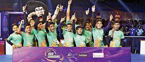 Rachana School wins Ahmedabad leg