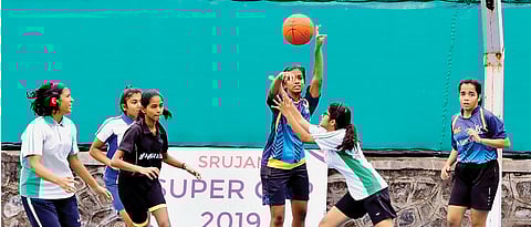 SP College, MIT Loni, Ness Wadia and Indira enter finals