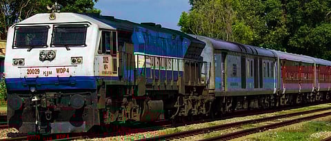 Spl trains from Pune to Patna during Holi