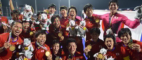 Japan stuns Malaysia in a 12-goal thriller, walks home with the hockey gold medal