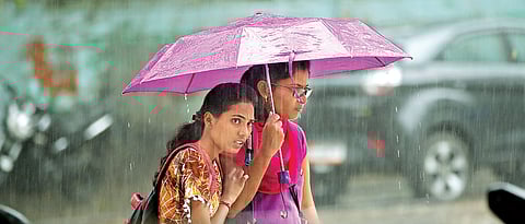 Moderate Rain Accompanied By Thunder Expected Today