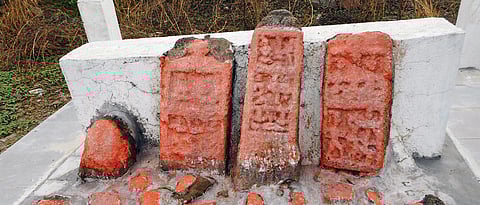 Satavahana-era relics recovered in Manjari