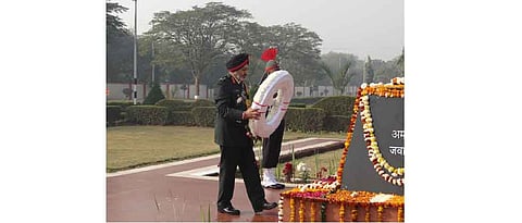 Lt Gen Taranjit Singh takes over command of Strike 1