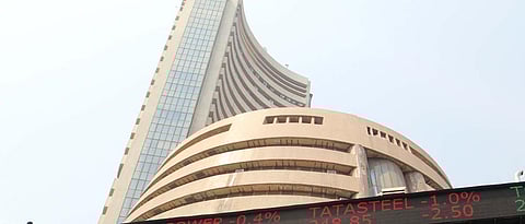 Sensex snaps 3-day rally, ends 131 pts lower on recession fears