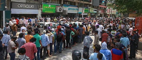 Delhi Government impose 'Special Corona Fee' on liquor to boost revenue