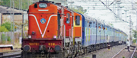 Pune Railway Division Loco Department working uninterrupted to ensure supply of essential commodities