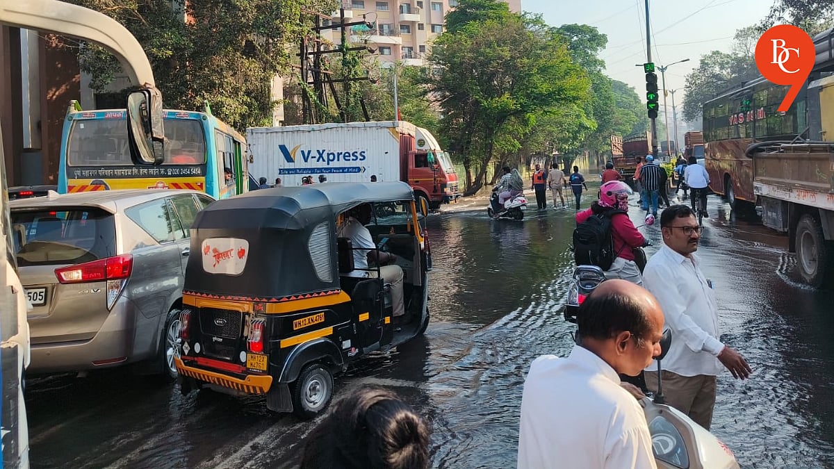 Pune Mutha Canal Breach Near Hadapsar Plugged, Repairs to Take 3–4 Days ...