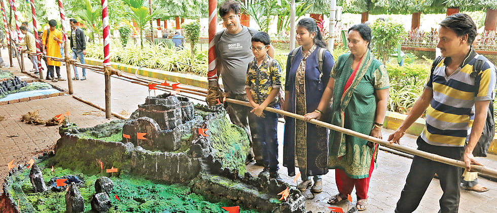 Fort making competition cum expo held at Sambhaji Garden