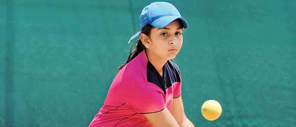 Patil edges out Pranjal to move into round two