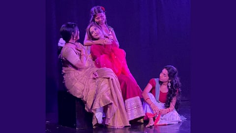 Poonam Panddey Leaves Theatre Audience Speechless And Nobody Saw It Coming