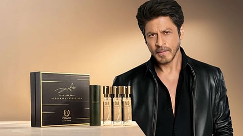 A refillable luxury fragrance accessory co-curated by Shah Rukh Khan, crafted for men who carry confidence wherever they go