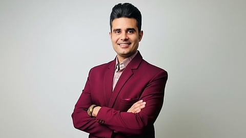 Dr. Saarthak Bakshi