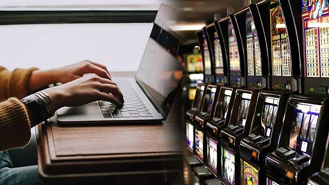 What is a re-trigger in online slot games?