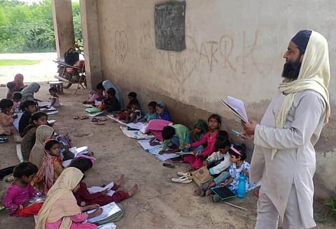 खबर का असर: मदरसा पैराटीचर्स बने शिक्षा अनुदेशक, न्यूनतम मानदेय 16900 रुपए मासिक