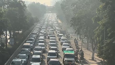 किसानों के दिल्ली कूच के बाद लगा लम्बा जाम 