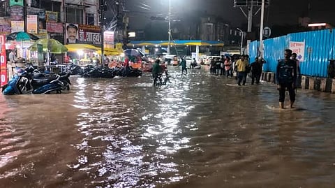 एमपी में बारिश से बाढ़ जैसे हालात