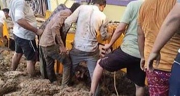 मिट्टी के धंसने से मजदूर की हुई थी मौत