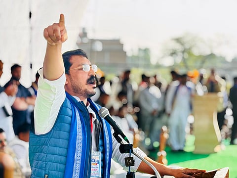 आजाद समाज पार्टी और भीम आर्मी का शक्ति प्रदर्शन, सांसद चंद्रशेखर आजाद ने दिलाई संविधान की शपथ