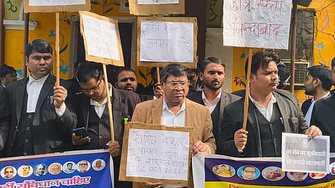 प्रयागराज में UGC Act 2026 के समर्थन में प्रदर्शन।