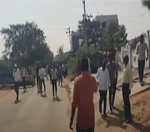 Villagers staged a sit-in on the highway from morning till late night on Tuesday, cooking food, building bonfires, and engaging in other activities that completely stopped vehicle movement.