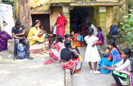 Asha Soren’s family members claimed she was gripped by panic after the Booth Level Officer (BLO), who recently visited the household as part of the voter list revision, failed to hand her the necessary enumeration form.