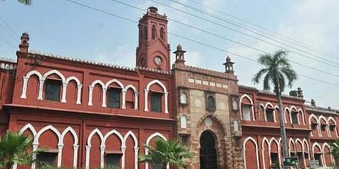 AMU Scholars Bag Insight Award For Research Paper