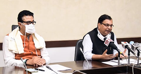 कोरोना के संक्रमण की वजह से जिन बच्चों का टीकाकरण नहीं हुआ है उन को चिन्हित कर उनका टीकाकरण नवम्बर माह में किया जायेगा
