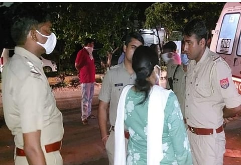 Shop Staffer Killed In Late Night Attempted Robbery At Agra  