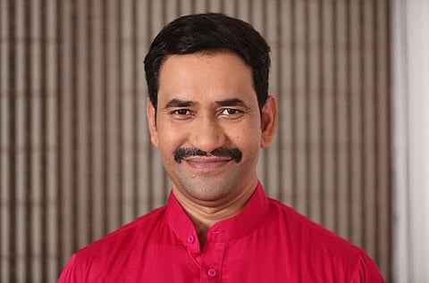 Police Looking For Man Who Made Indecent Remarks On BJP’s Azamgarh MP Dinesh Lal Yadav Nirhua