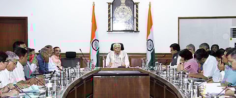 Haryana CM Directs Officials To Ensure Time-bound Execution Of Projects