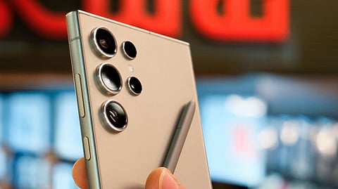 Samsung Galaxy S25 Ultra Leaks: Stunning Display, Powerful Cameras, and Next-Gen Performance