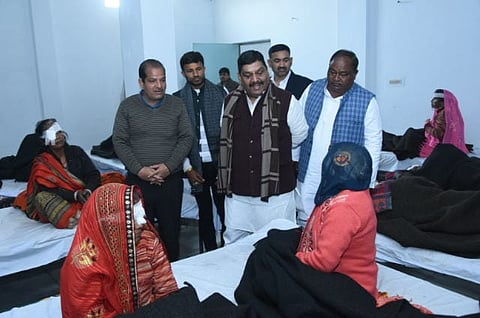 पूर्व कैबिनट मंत्री अरविन्द सिंह गोप स्वामी रामदास जी महाराज स्मृति चिकित्सालय पहुँचे  