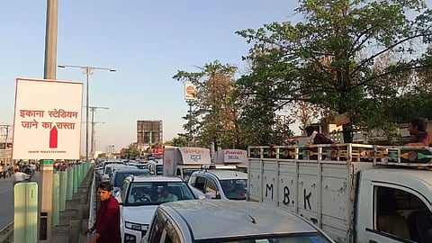 आईपीएल-2025: लखनऊ में होने वाले 7 मैचों के लिए विशेष ट्रैफिक प्लान लागू, शहीद पथ पर भारी वाहनों की नो एंट्री