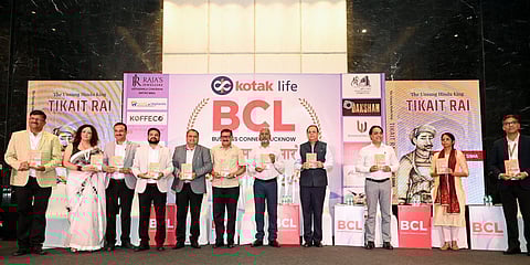 English Edition Of Navalkant Sinha’s Book “The Unsung Hindu King Tikait Rai” In Lucknow 