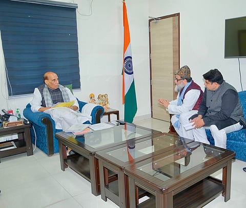 Mohammadi Mission Delegation Meets Rajnath Singh, Hails Him for Work Done in Lucknow, And the Defence Sector 