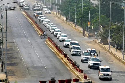 वीआईपी कार्यक्रम के चलते लखनऊ में 25 अगस्त को बदलेगा ट्रैफिक रूट, जानें पूरी डाइवर्जन प्लान