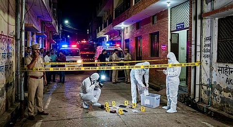 बुलंदशहर में सनसनीखेज वारदात, नेहरूपुर में मां-बेटी-चाचा की संदिग्ध मौत: पेड़ पर फंदा, नीचे शव, पति फरार