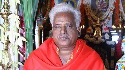 Spiritual leader Bangaru Adigalar 