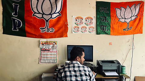 Who are the ‘gypsy entrepreneurs’ behind India’s colourful election campaigns?