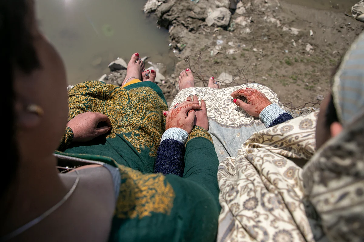 With traditional matchmaking dying, Kashmiri trans women forced to do sex  work